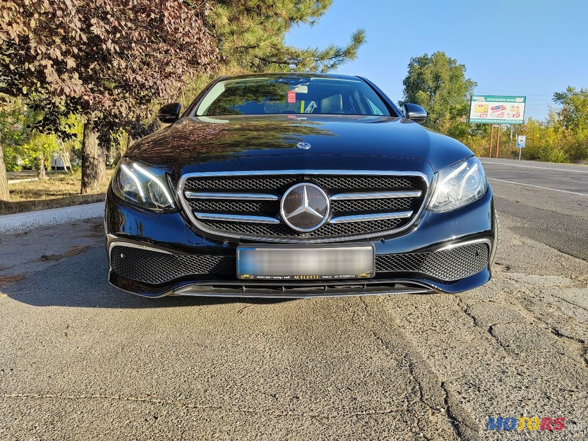 2020' Mercedes-Benz E Класс photo #2