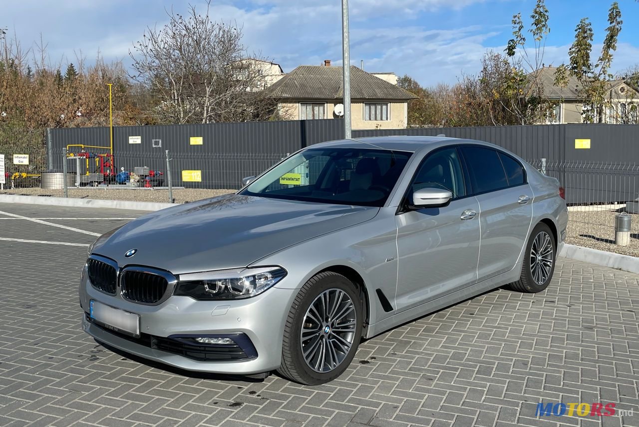 2017' BMW 5 Series photo #1