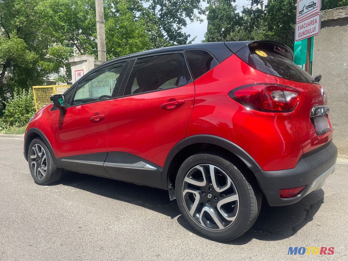 2015' Renault Captur photo #3