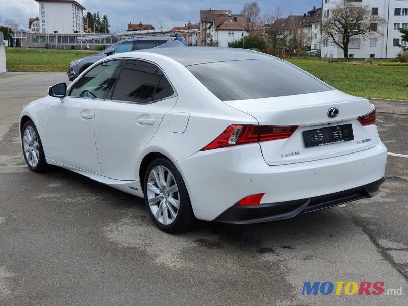 2014' Lexus IS photo #2