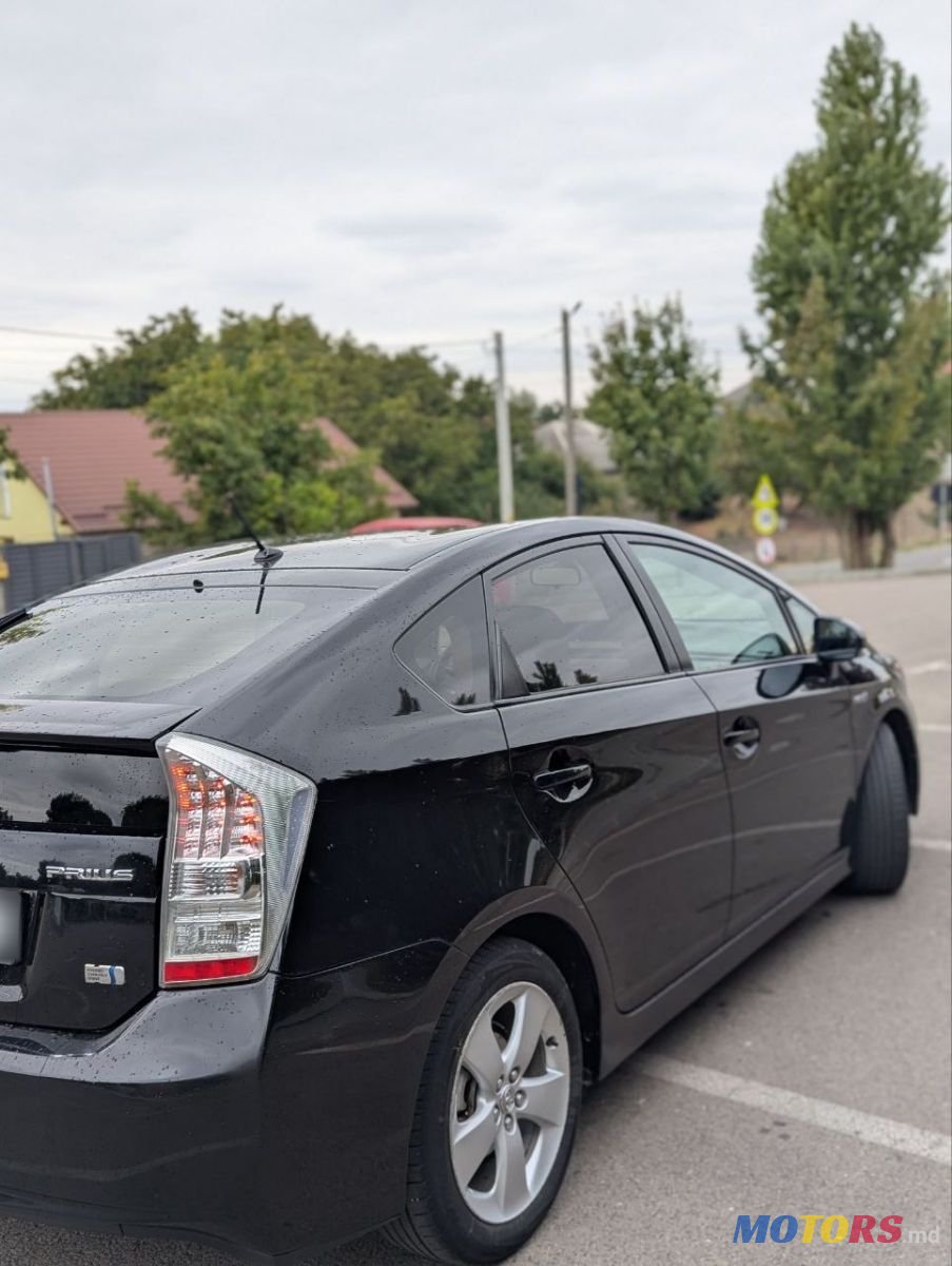 2011' Toyota Prius photo #6
