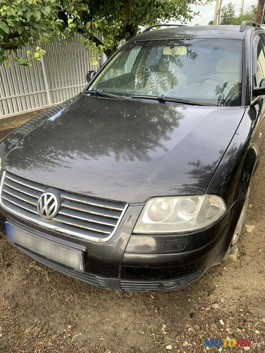 2003' Volkswagen Passat photo #6