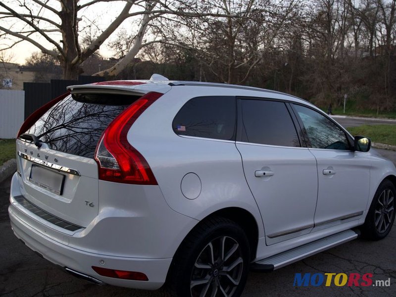 2016' Volvo XC60 photo #6