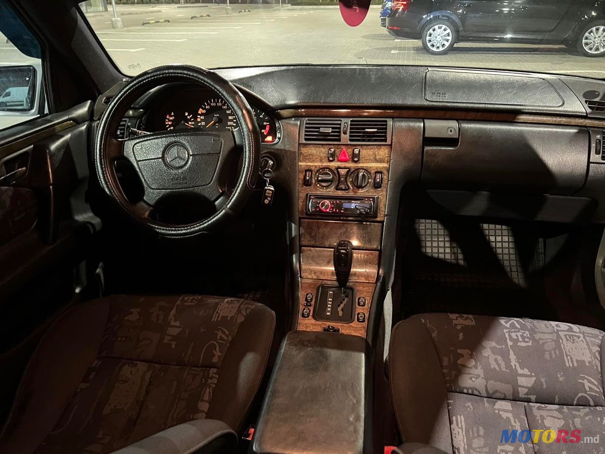 1998' Mercedes-Benz E Класс photo #6