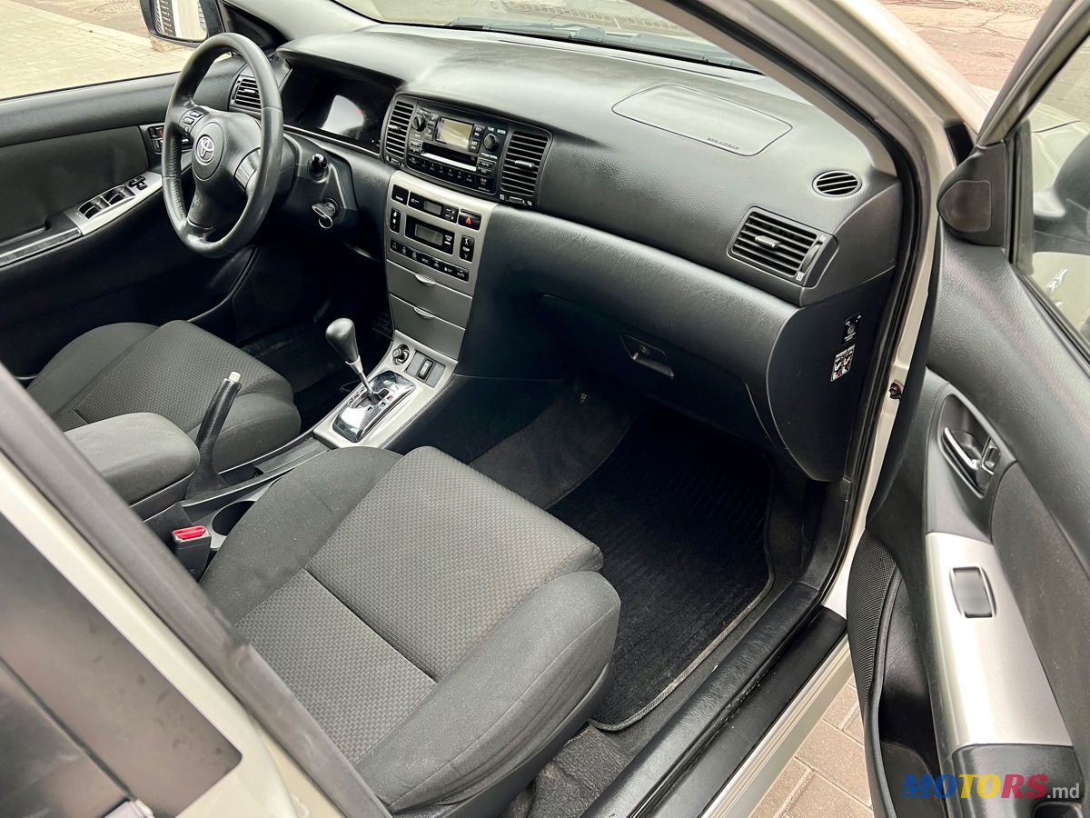 2005' Toyota Corolla photo #6