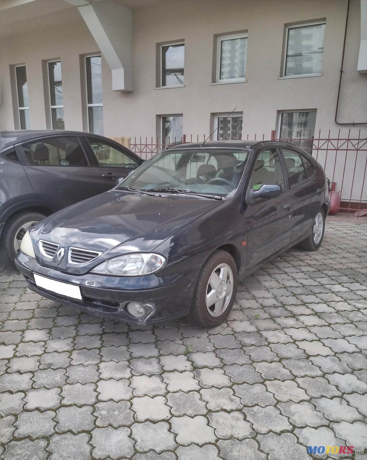 2000' Renault photo #2