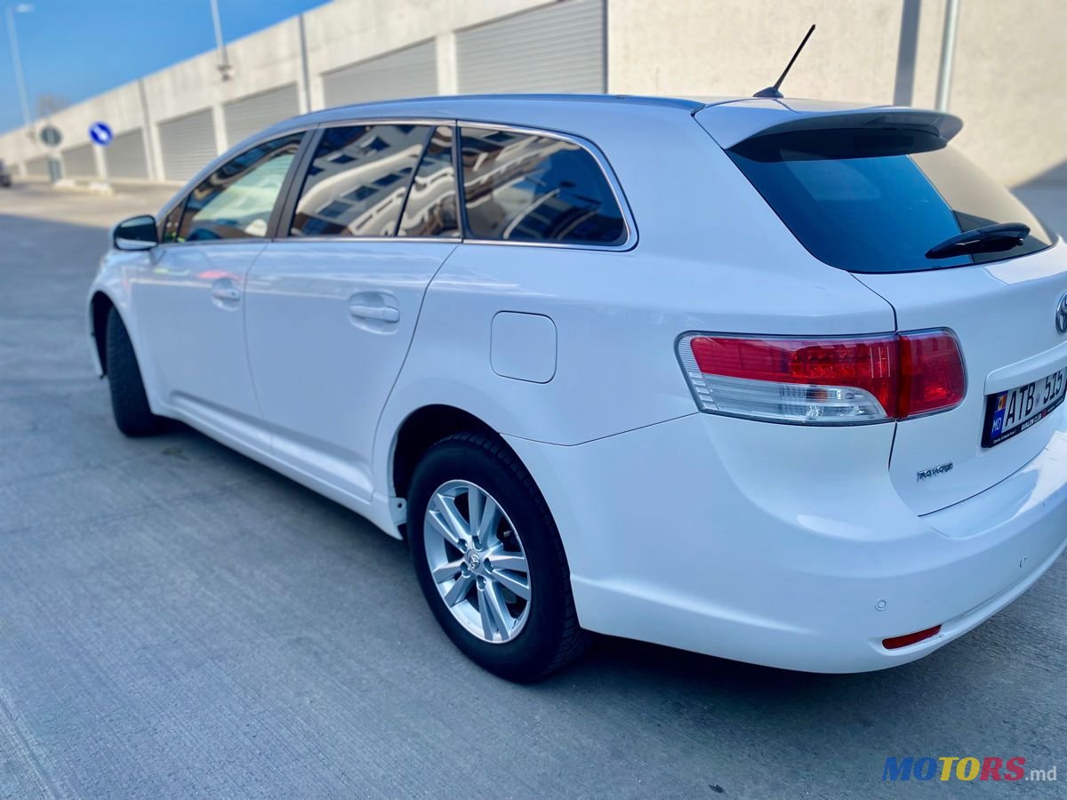 2010' Toyota Avensis photo #6