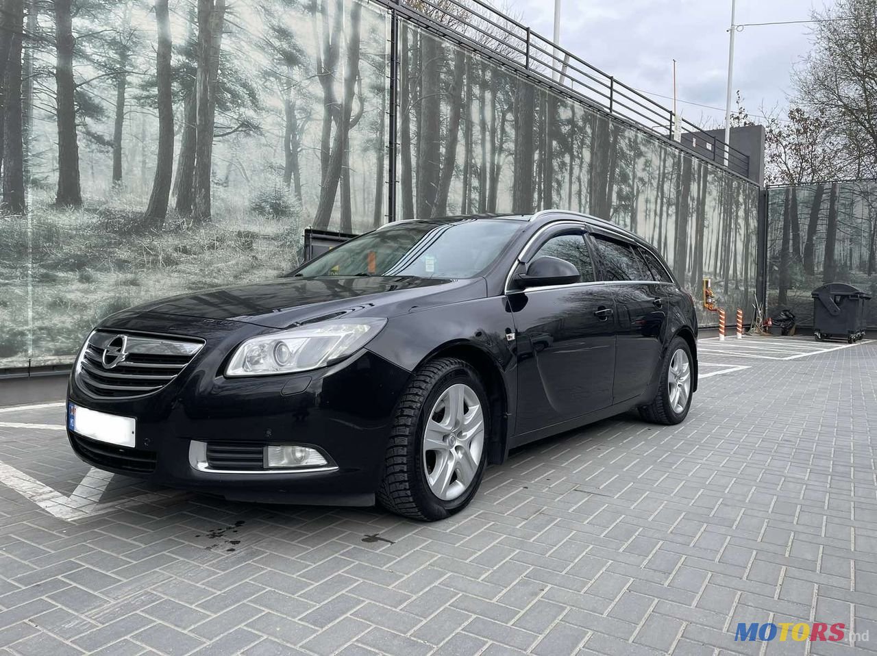 2011' Opel Insignia photo #2