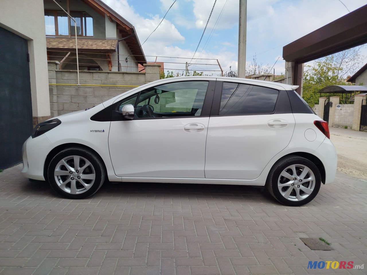2016' Toyota Yaris photo #4