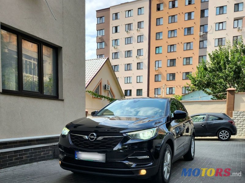 2018' Opel Grandland X photo #3