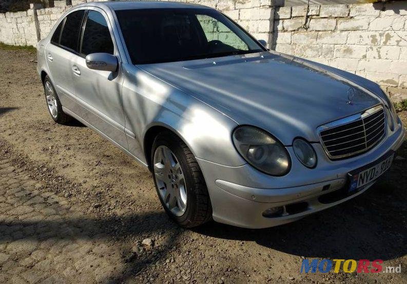 2005' Mercedes-Benz E photo #1