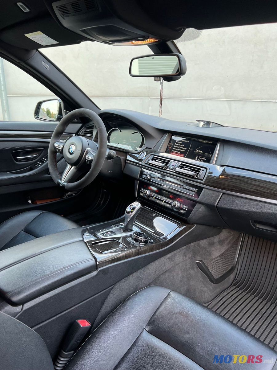2014' BMW 5 Series photo #6