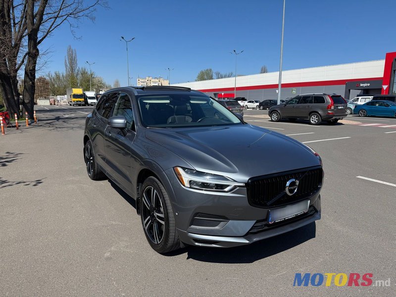2018' Volvo XC60 photo #2