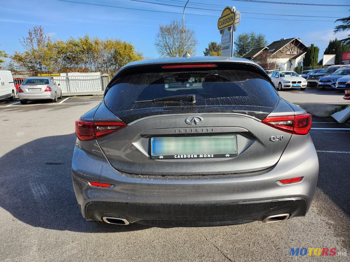 2016' Infiniti Q Series photo #4