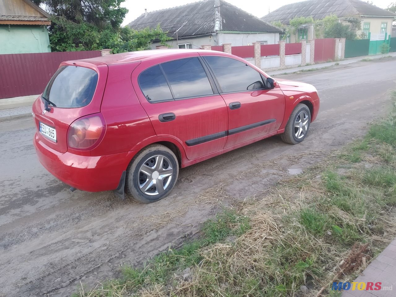 2005' Nissan Almera photo #2