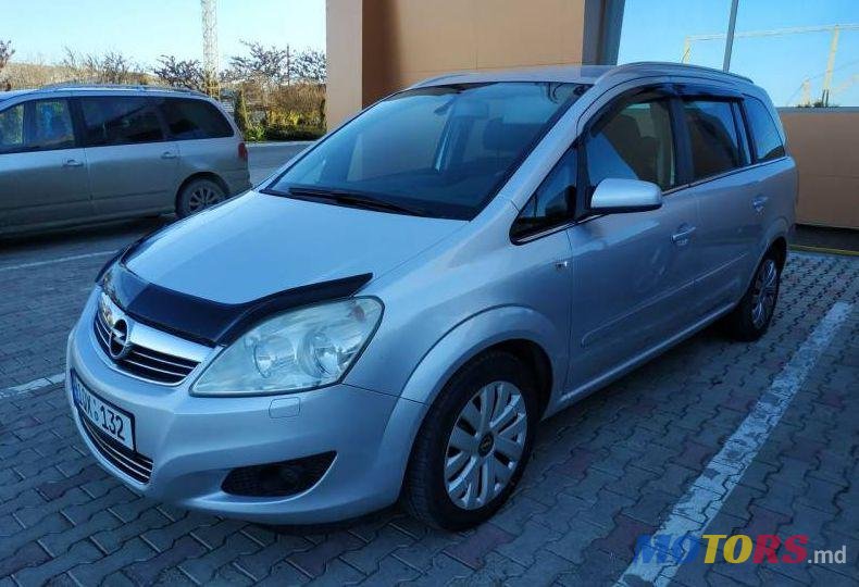 2008' Opel Zafira photo #1