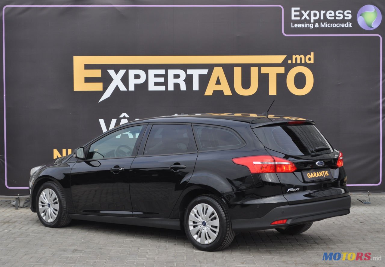 2015' Ford Focus photo #3