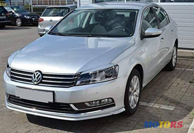 2012' Volkswagen Passat photo #1