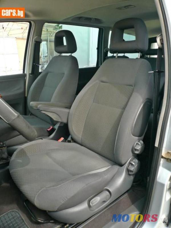 2005' Volkswagen Sharan photo #6