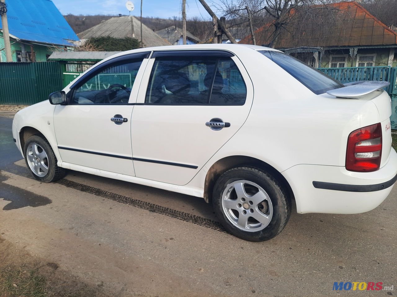 2001' Skoda Fabia photo #1