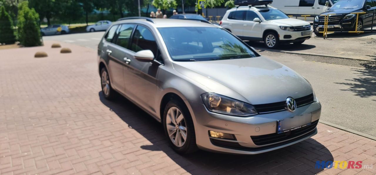 2013' Volkswagen Golf photo #1