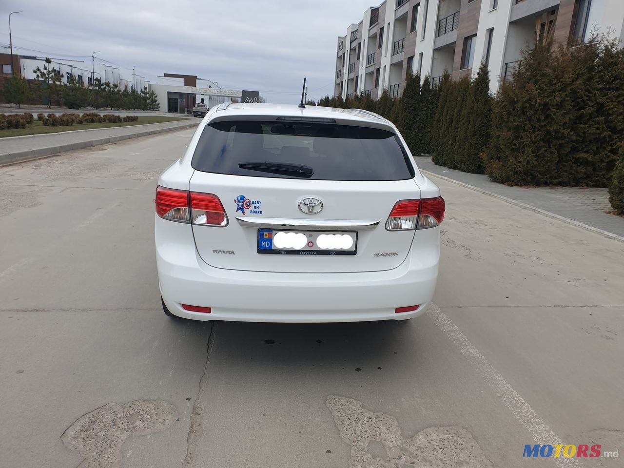 2014' Toyota Avensis photo #6