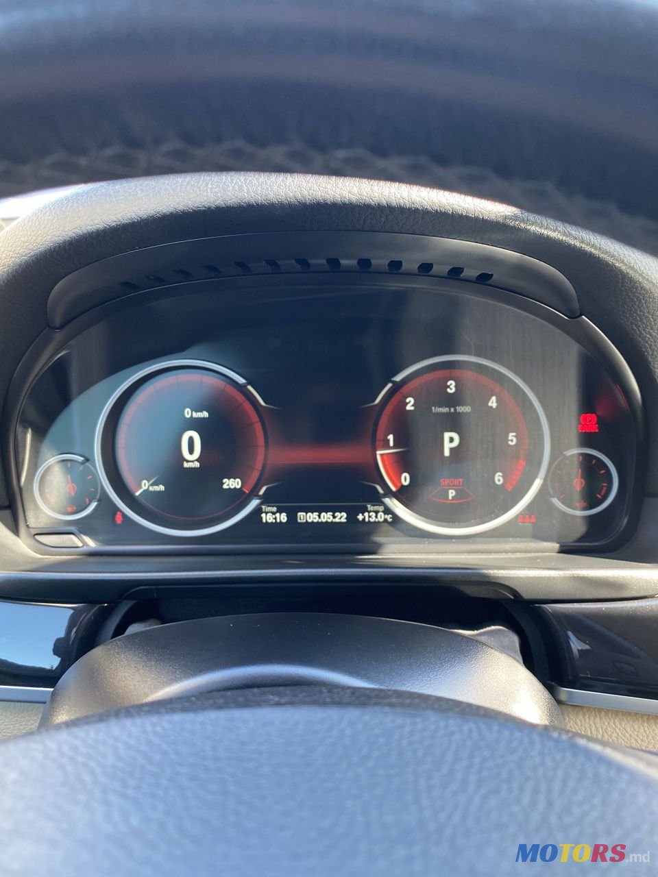 2013' BMW 5 Series photo #4