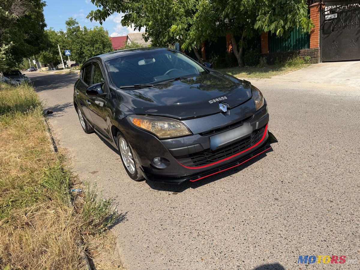 2009' Renault Megane photo #3