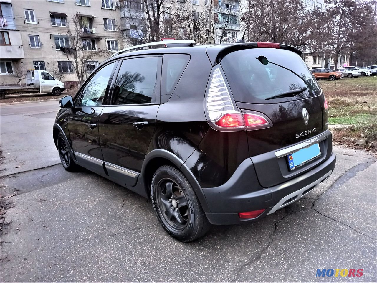 2014' Renault Scenic photo #2