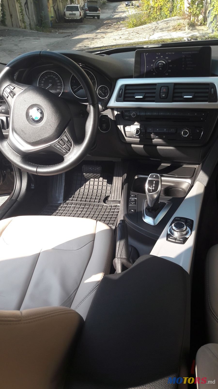 2012' BMW 320 photo #4