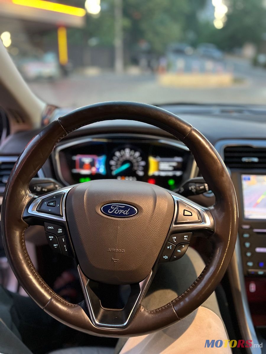 2017' Ford Fusion photo #5