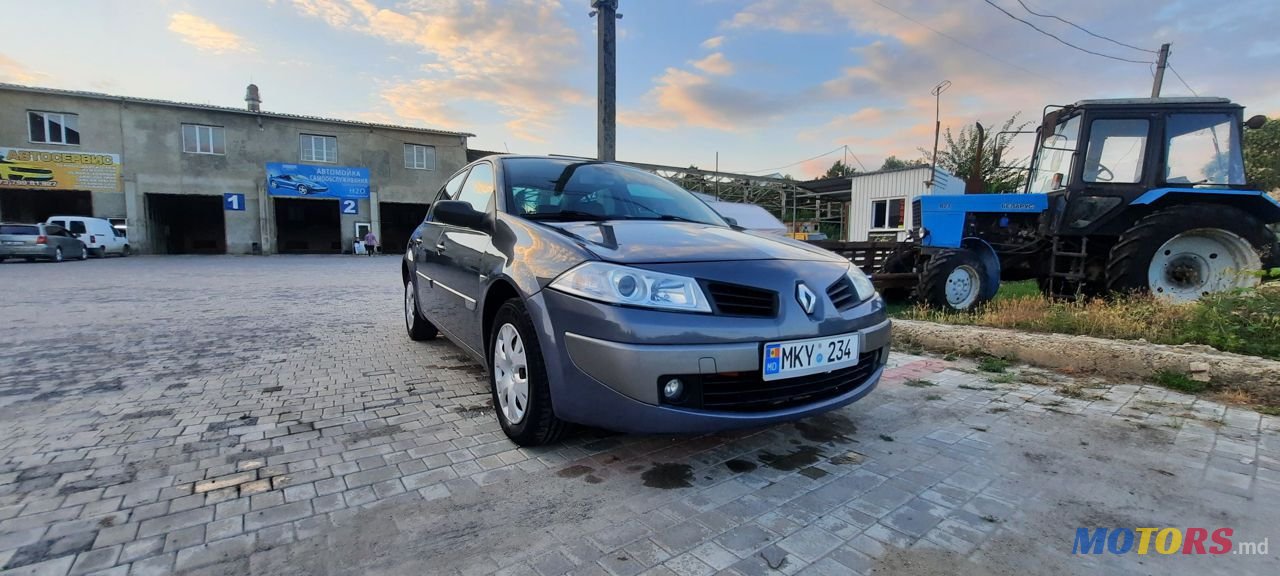 2006' Renault Megane photo #1