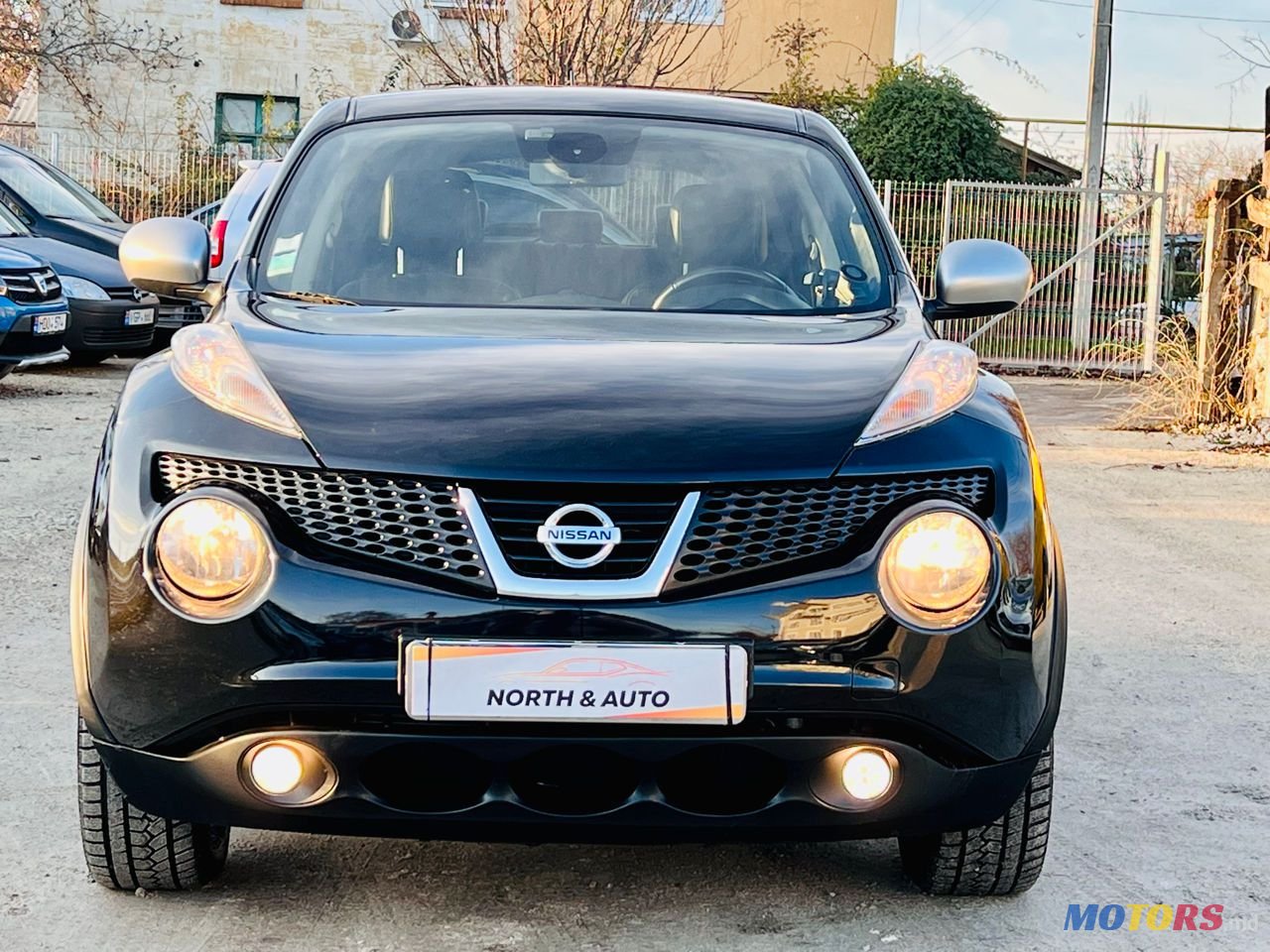 2012' Nissan Juke photo #2