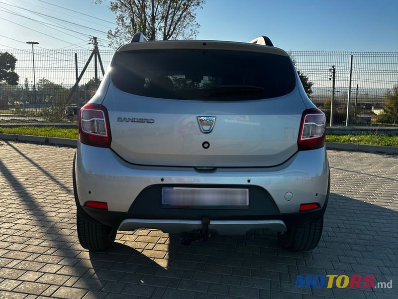 2014' Dacia Sandero Stepway photo #5