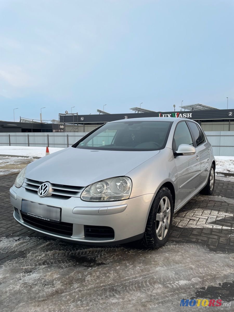 2006' Volkswagen Golf photo #2