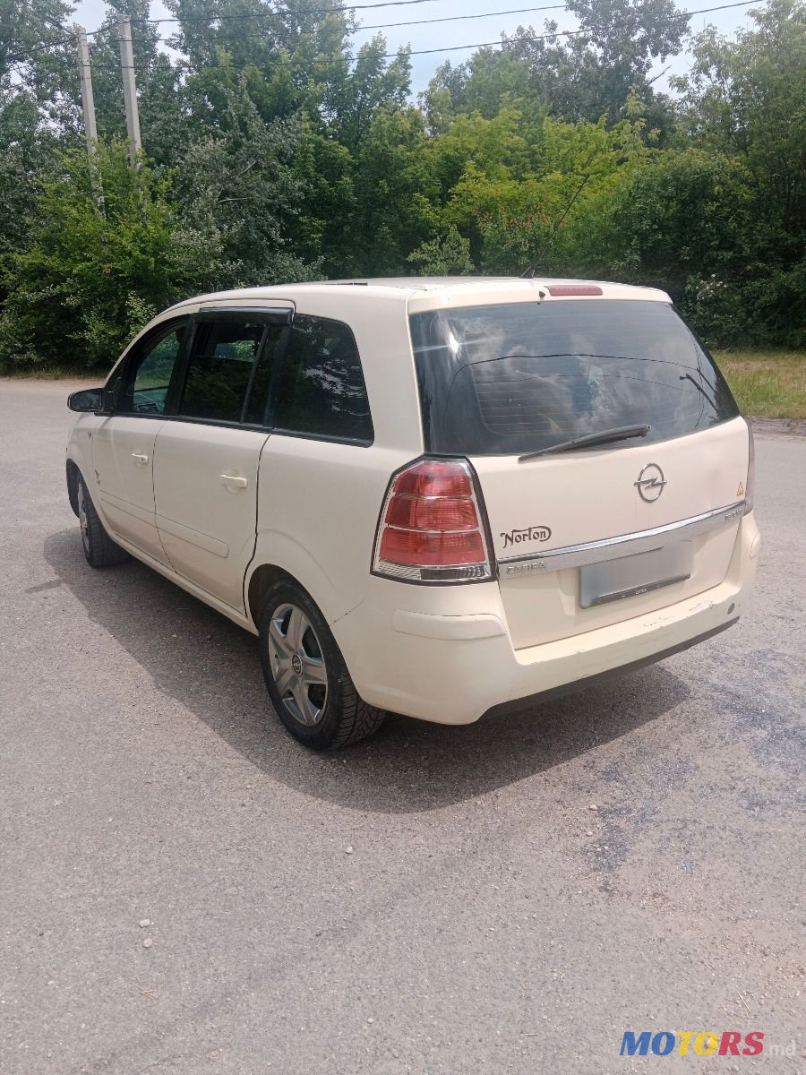 2007' Opel Zafira photo #5