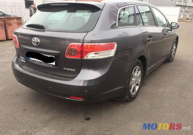 2009' Toyota Avensis photo #2