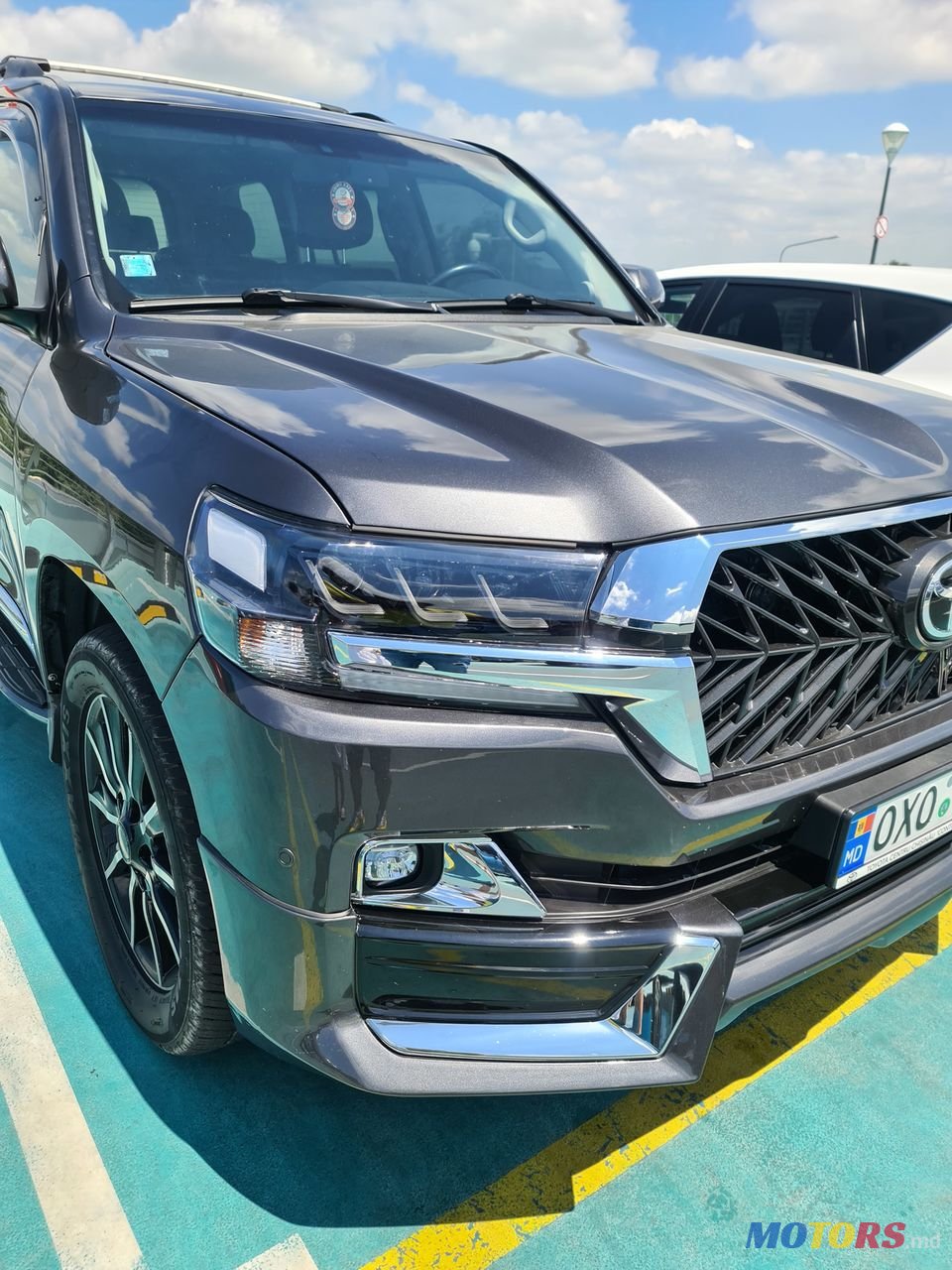 2009' Toyota Land Cruiser photo #1