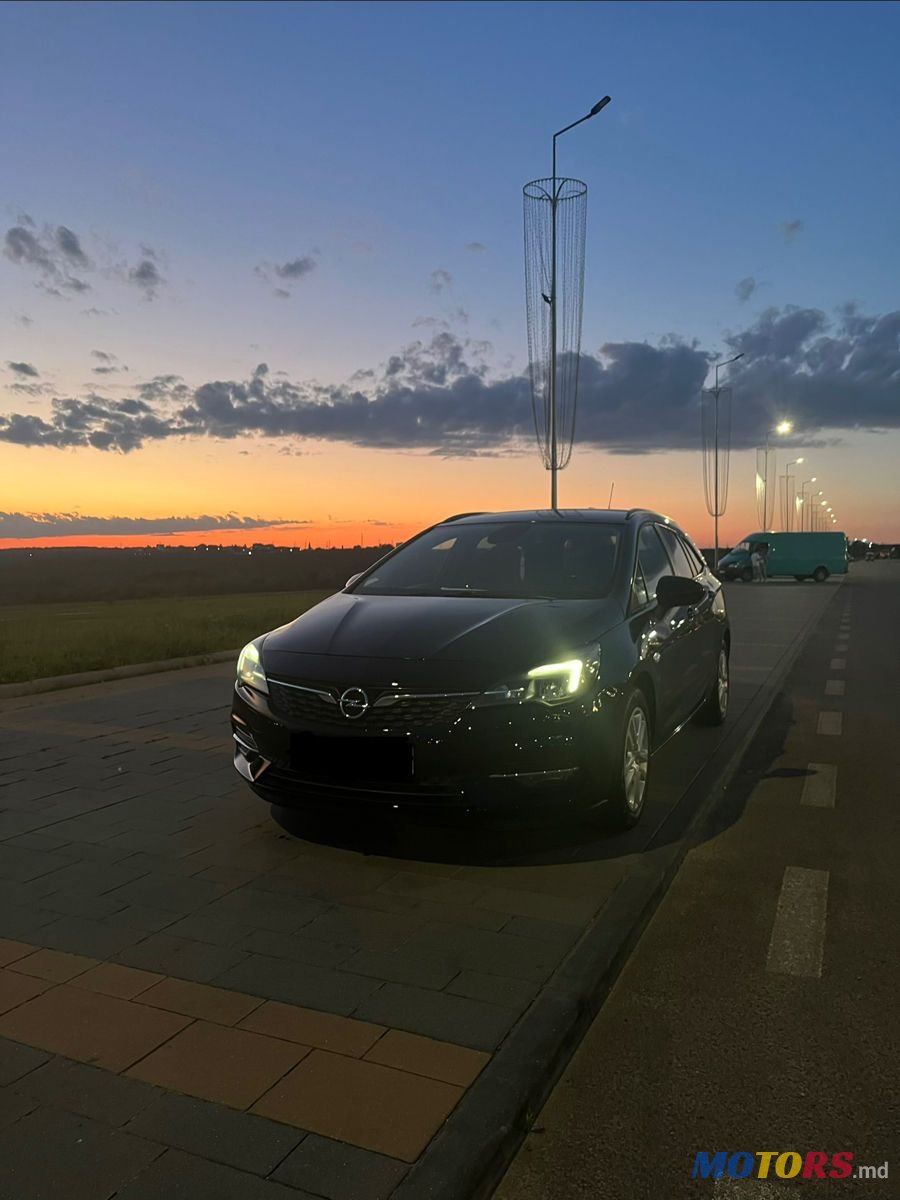 2021' Opel Astra photo #1