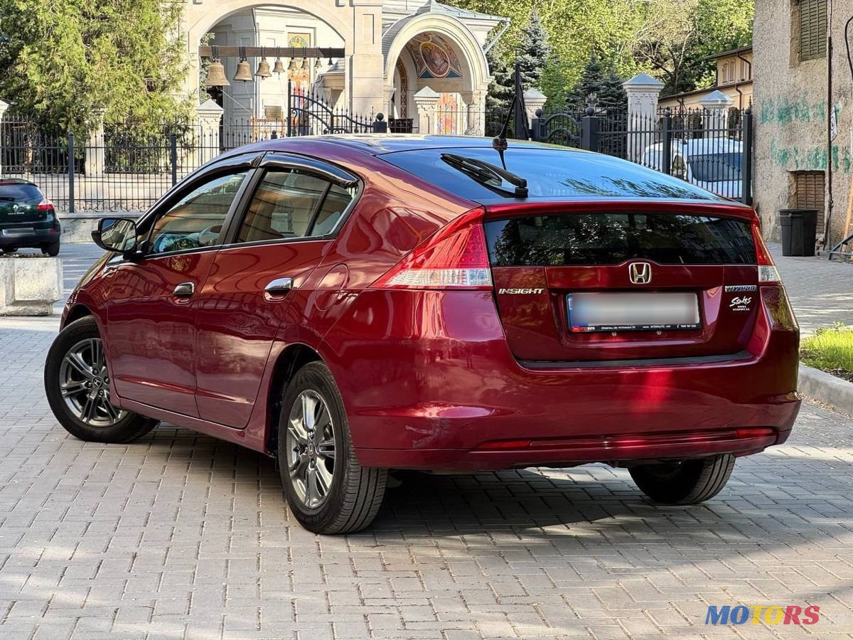 2010' Honda Insight photo #3