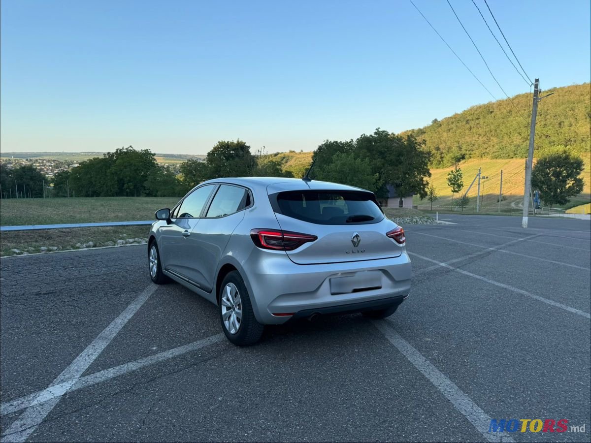 2020' Renault Clio photo #6