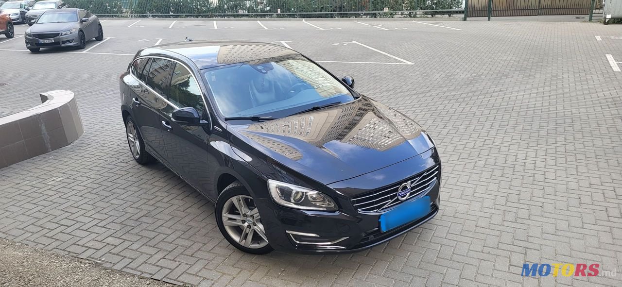 2015' Volvo V60 photo #4