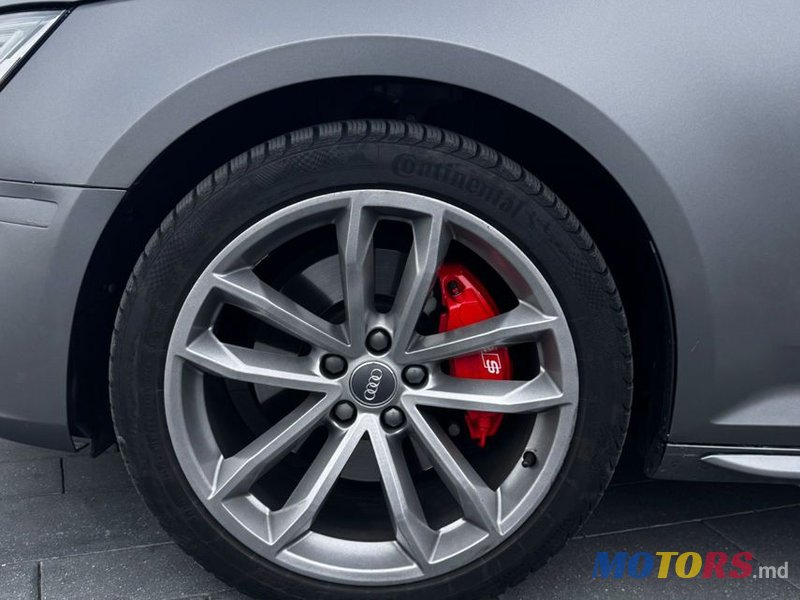 2016' Audi A4 photo #5
