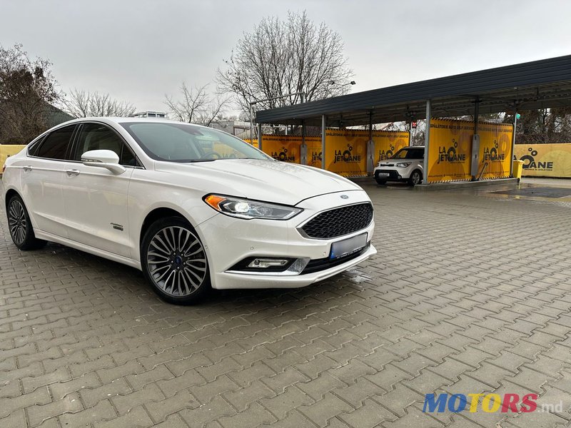 2017' Ford Fusion photo #3