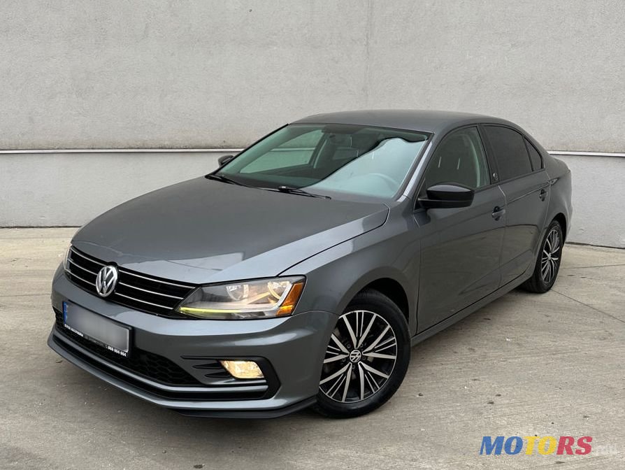2017' Volkswagen Jetta photo #3