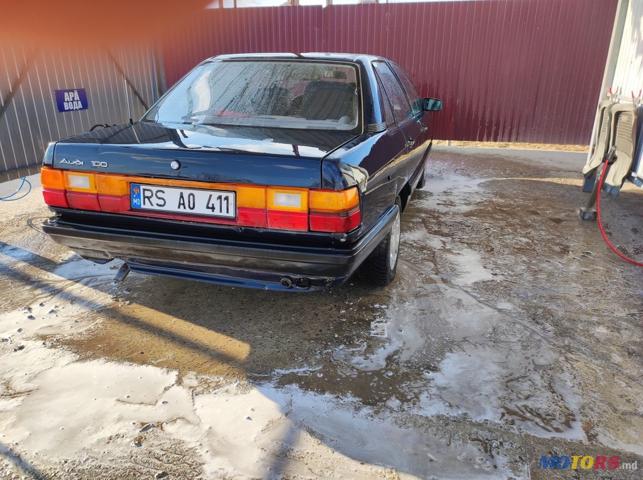 1984' Audi 100 photo #2