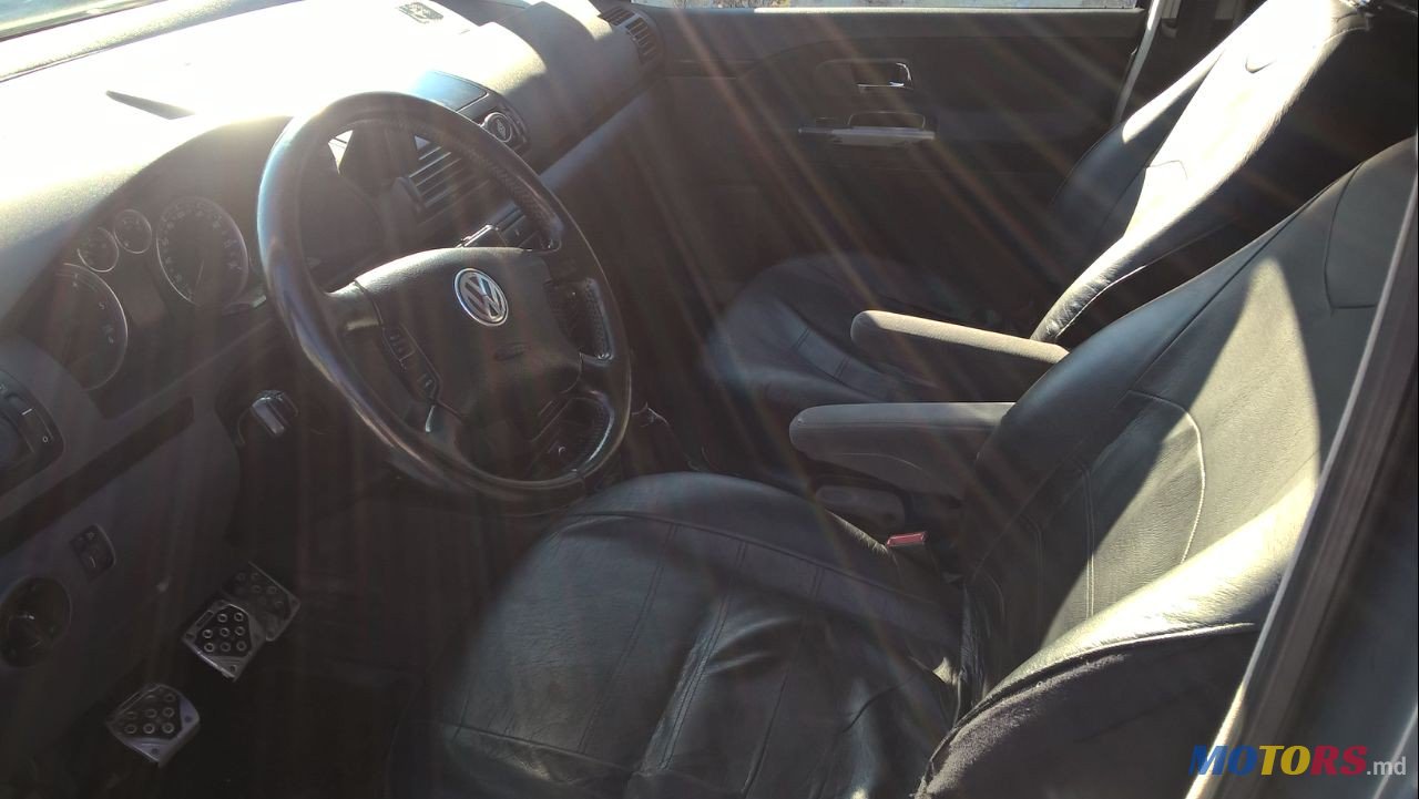 2004' Volkswagen Sharan photo #7