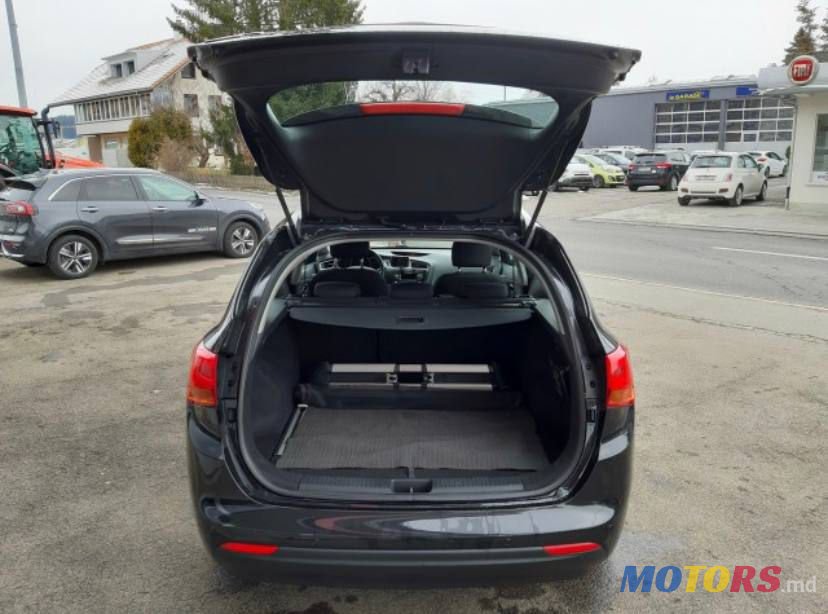 2013' Kia Ceed photo #4