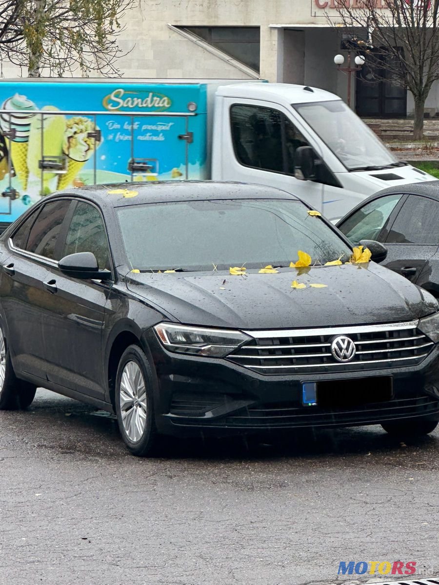 2018' Volkswagen Jetta photo #3