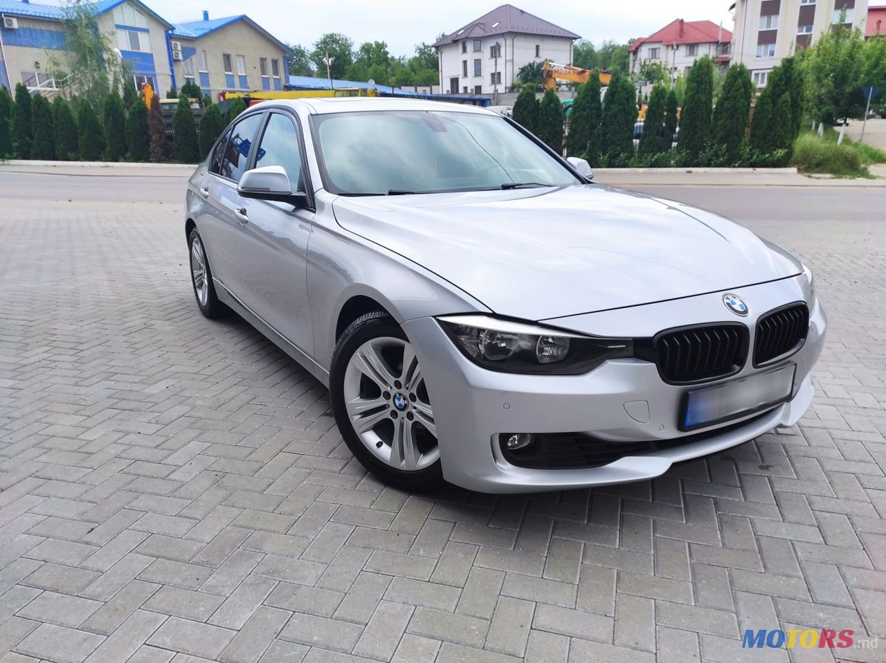 2015' BMW 3 Series photo #3